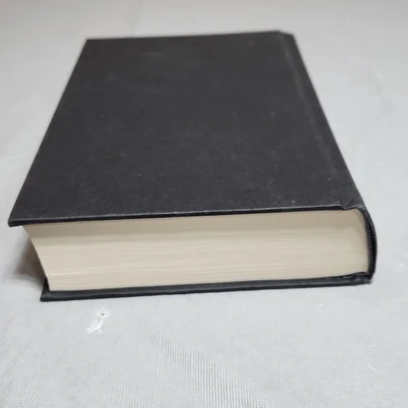 Beautiful Darkness, By: Garcia Stohl - Picture 4 of 6